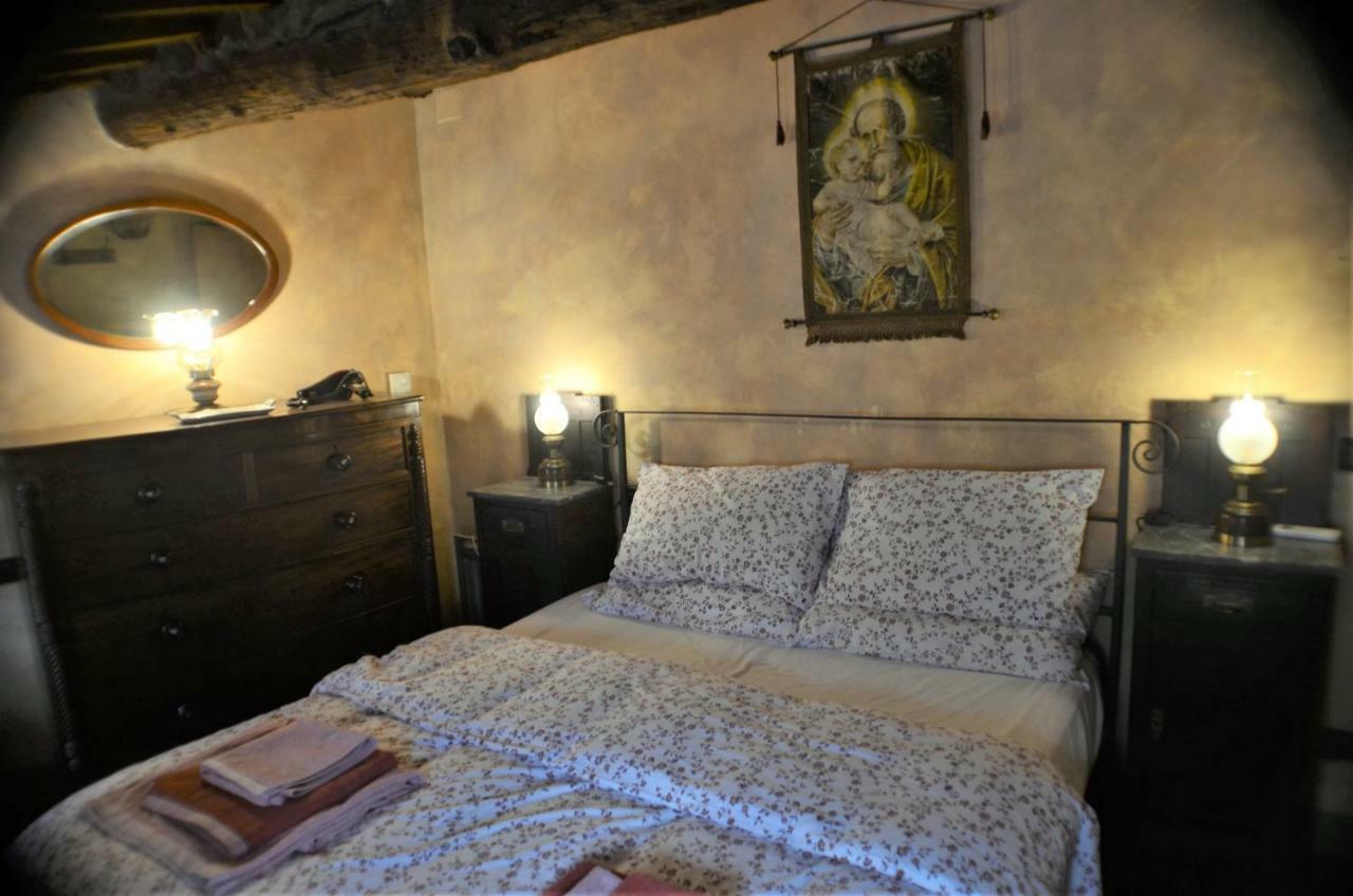 Il Mirtillo - A Truly Magical Place In The Heart Of Tuscany, Nestled In A Medieval Village Chianni Eksteriør billede